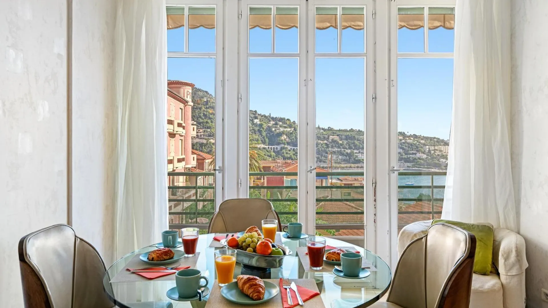Appartement D Exception, Spacieux Et Lumineux, Avec Balcon Et Vue Mer Villefranche-sur-Mer Apartment